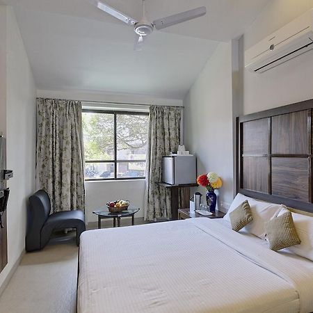 Shreyas Hotel Mahabaleshwar Ruang foto