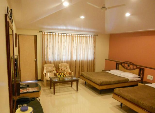Shreyas Hotel Mahabaleshwar Bagian luar foto