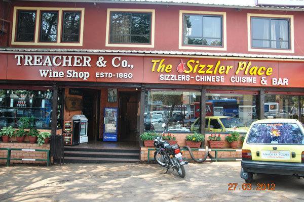 Shreyas Hotel Mahabaleshwar Bagian luar foto